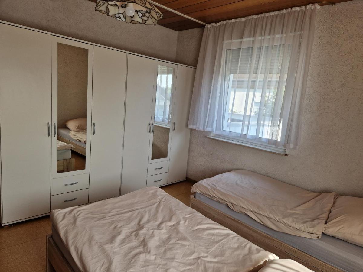Appartment Rechberghausen Eksteriør bilde